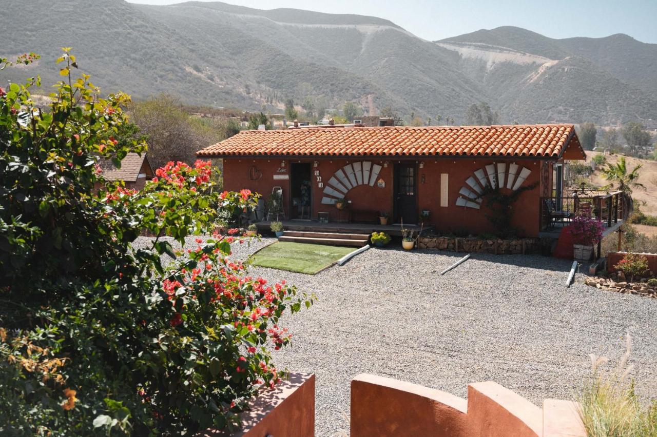 Viña Calabria Bed and Breakfast Valle de Guadalupe Exterior foto